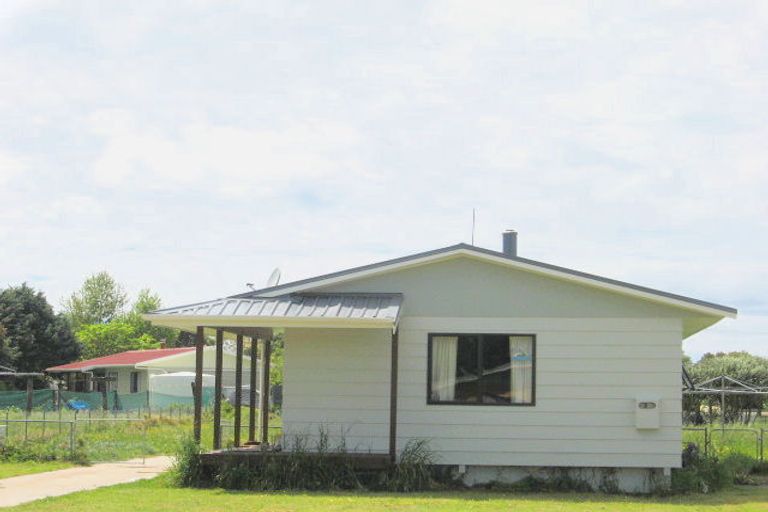 Photo of property in 10 Gore Street, Tolaga Bay, 4077