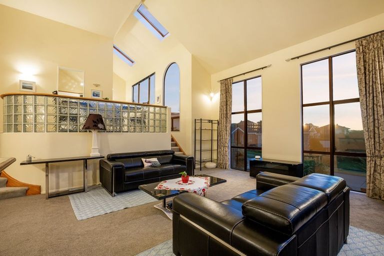 Photo of property in 14 Portage Place, Whitby, Porirua, 5024