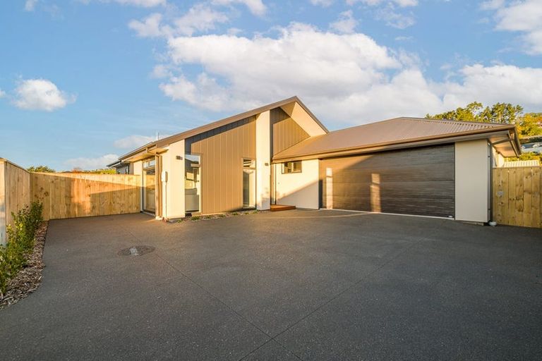 Photo of property in 32 Withers Crescent, Halswell, Christchurch, 8025