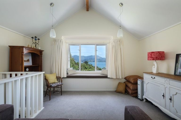 Photo of property in 14 Moerangi Street, Broad Bay, Dunedin, 9014