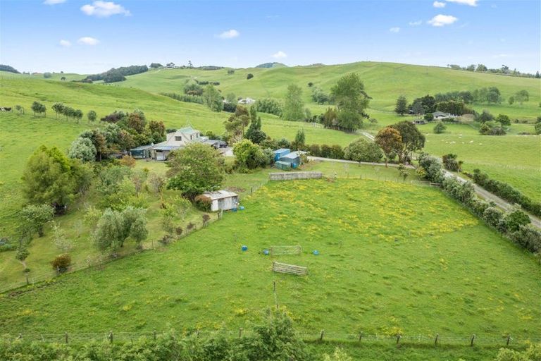Photo of property in 34 Naumai Road, Tauhoa, Warkworth, 0984