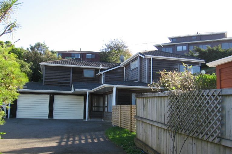 Photo of property in 25a Burbank Crescent, Churton Park, Wellington, 6037