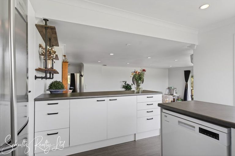 Photo of property in 14 Protea Lane, Kaiwaka, 0573