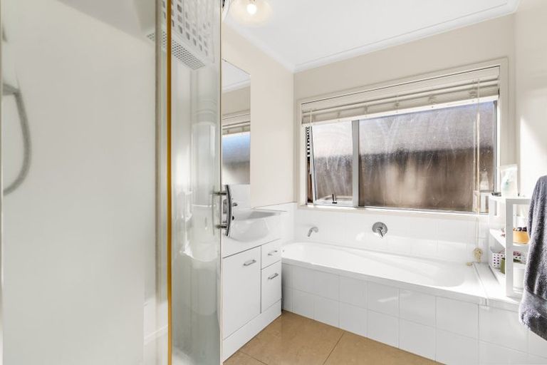Photo of property in 21 Sirius Crescent, Rototuna North, Hamilton, 3210
