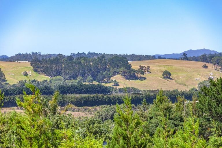 Photo of property in 102d Link Road, Hahei, Whitianga, 3591