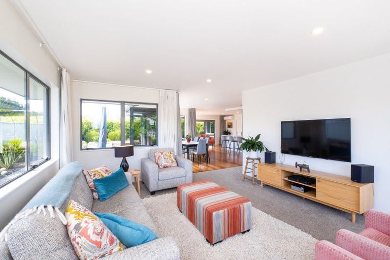 Photo of property in 86 Rochfort Road, Havelock North, 4130