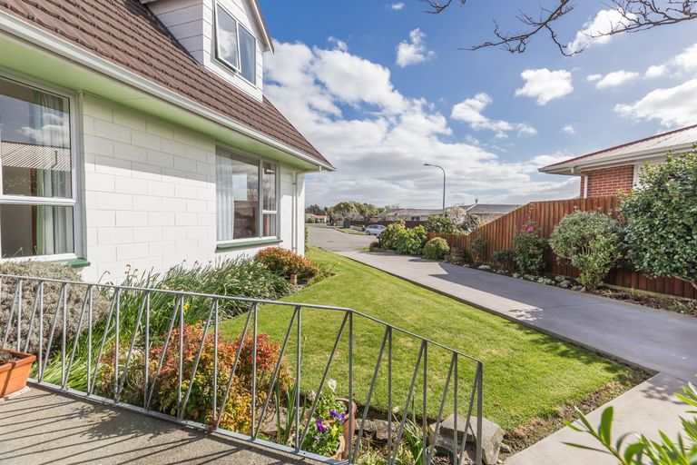 Photo of property in 12 Chevy Place, Hoon Hay, Christchurch, 8025