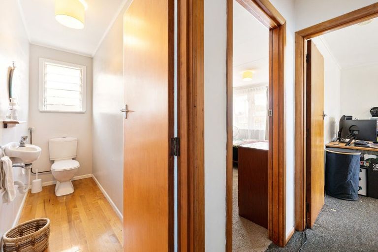 Photo of property in 15 Kettle Avenue, Awapuni, Palmerston North, 4412