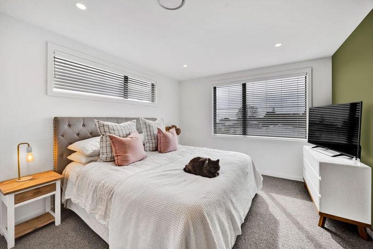 Photo of property in 12a Kauri Street, Merrilands, New Plymouth, 4312