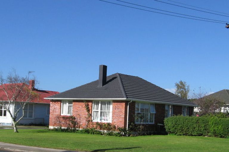 Photo of property in 19 Cobham Crescent, Otara, Auckland, 2023