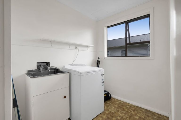 Photo of property in 20 Cornwall Street, Eltham, 4322