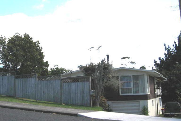 Photo of property in 2/198 Verbena Road, Birkdale, Auckland, 0626