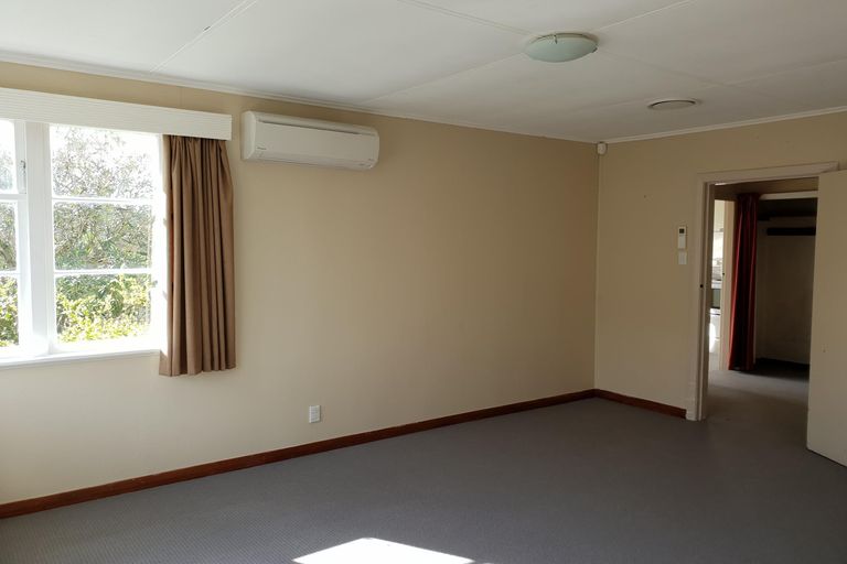 Photo of property in 26 Manchester Street, Takaro, Palmerston North, 4412