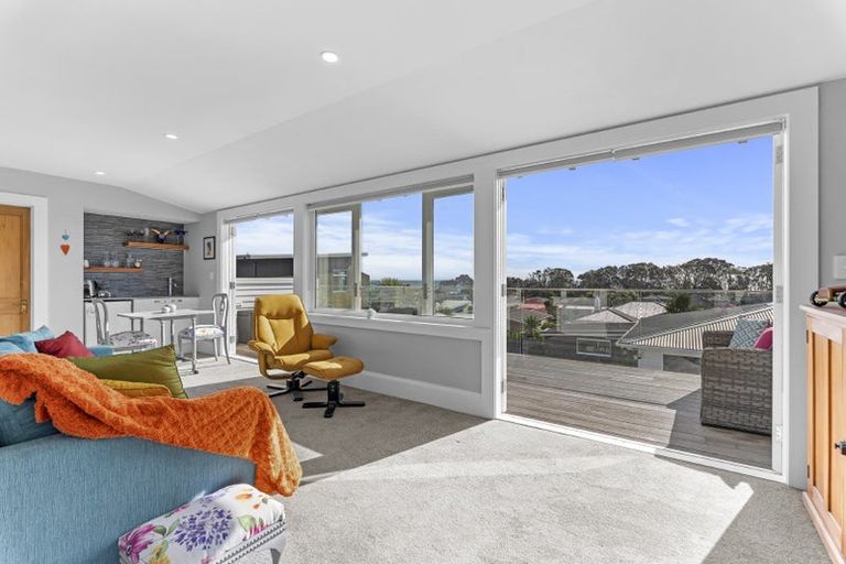 Photo of property in 244 Saint Aubyn Street, New Plymouth, 4310