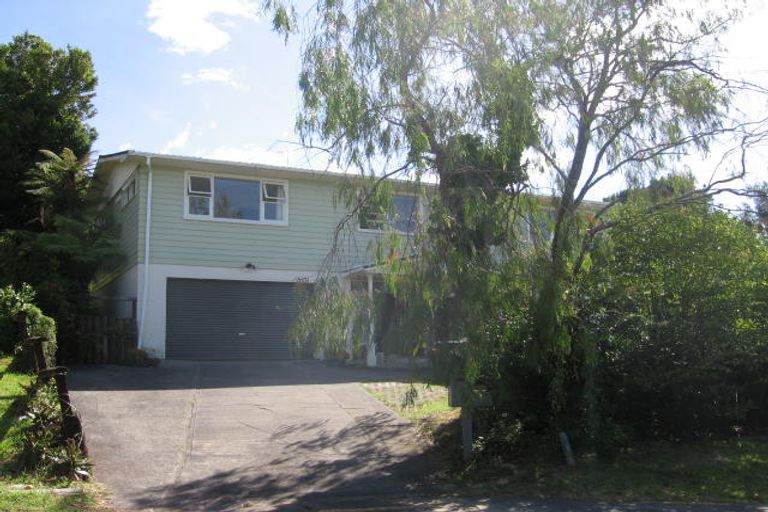 Photo of property in 4 Mulberry Place, Glenfield, Auckland, 0629