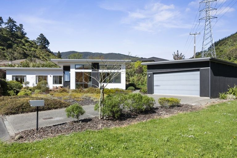 Photo of property in 11 Tindle Place, The Brook, Nelson, 7010