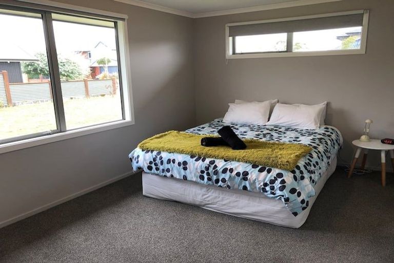 Photo of property in 28 Lawson Burrows Crescent, Te Anau, 9600