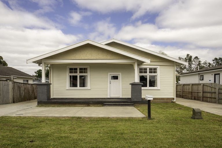 Photo of property in 12 Vera Street, Marton, 4710