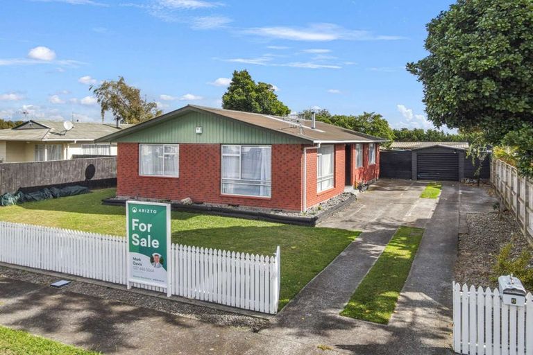 Photo of property in 6 Hobbs Place, Westbrook, Palmerston North, 4412