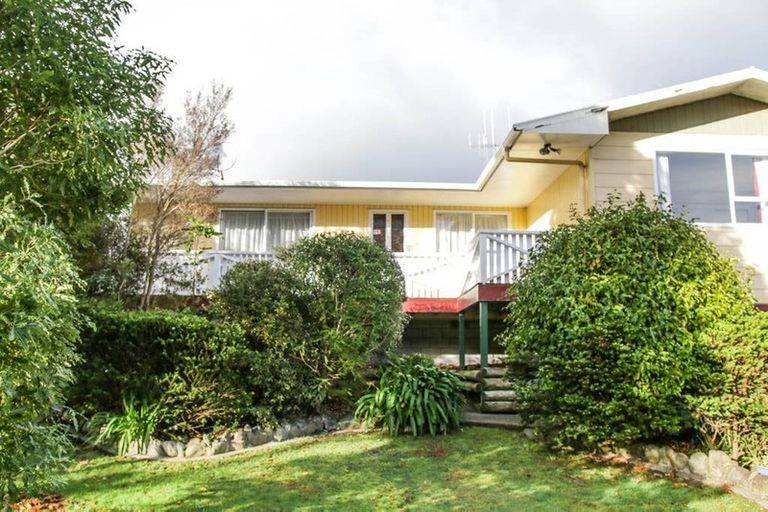Photo of property in 78 Gemstone Drive, Birchville, Upper Hutt, 5018