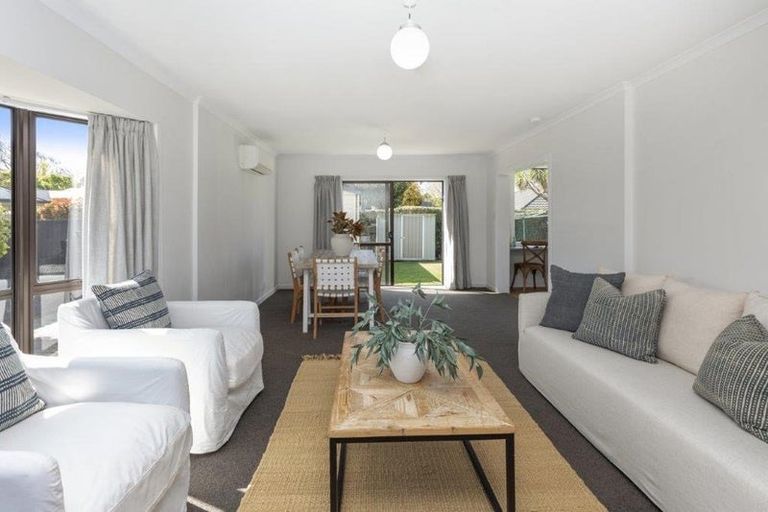 Photo of property in 202 Wairakei Road, Bryndwr, Christchurch, 8053