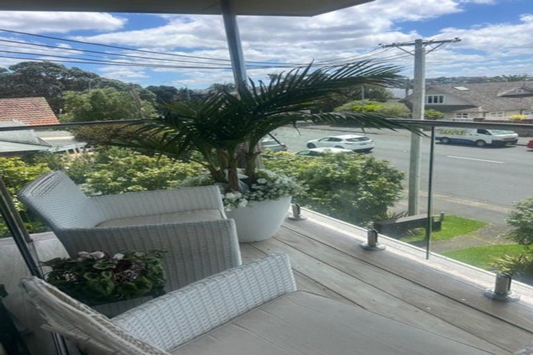 Photo of property in 3/62 Kitchener Road, Milford, Auckland, 0620