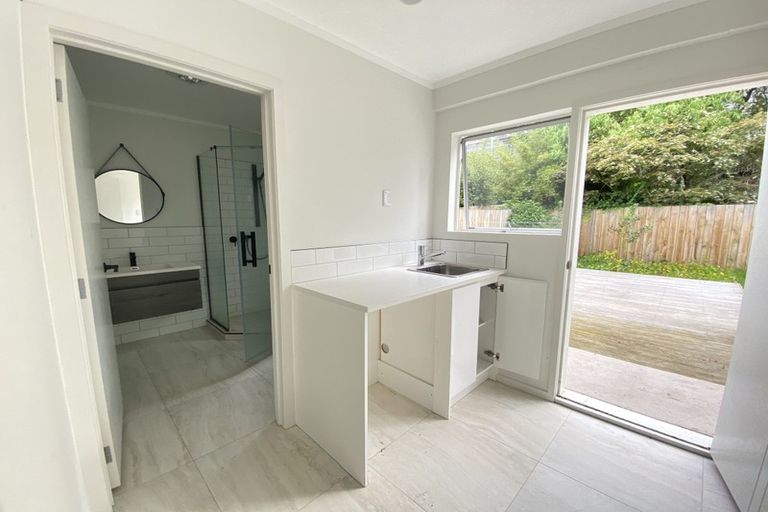 Photo of property in 1/36 Sandiacre Way, Browns Bay, Auckland, 0630