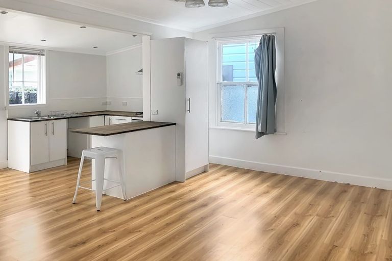 Photo of property in 57 Niblett Street, Whanganui, 4500