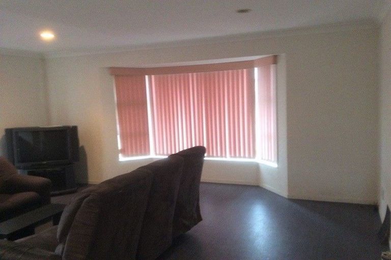 Photo of property in 46 Longford Park Drive, Takanini, 2112