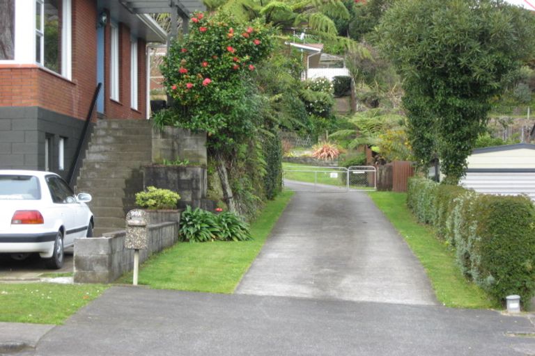 Photo of property in 99a Awanui Street, Merrilands, New Plymouth, 4312