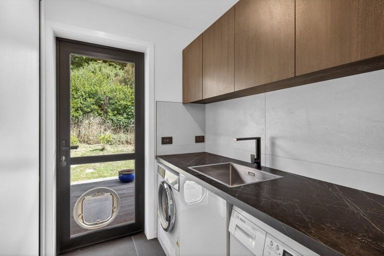 Photo of property in 106 Bayview Road, Charteris Bay, Lyttelton, 8971