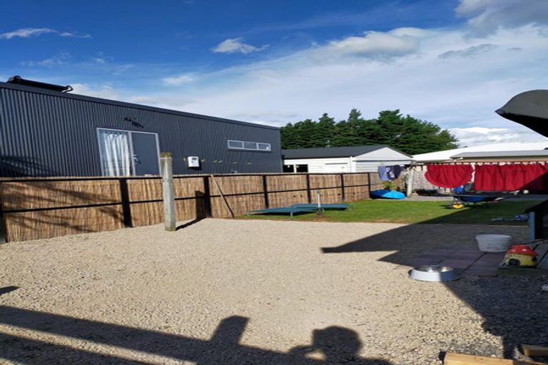 Photo of property in 1 Colonel Place, Featherston, 5710