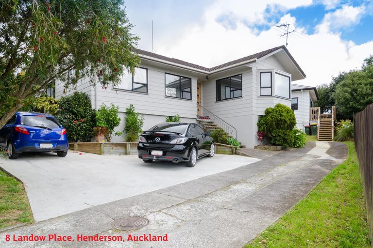Photo of property in 8 Landow Place, Henderson, Auckland, 0612