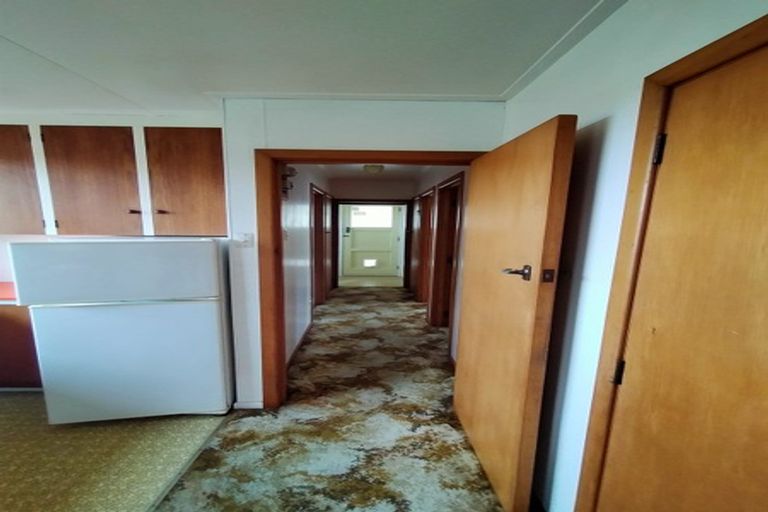 Photo of property in 1 Gibson Street, Kaikorai, Dunedin, 9010