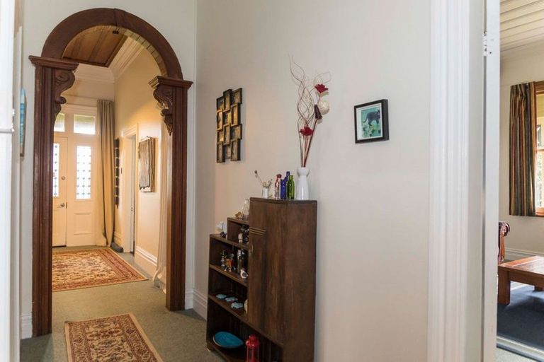 Photo of property in 298 High Street, Dannevirke, 4930