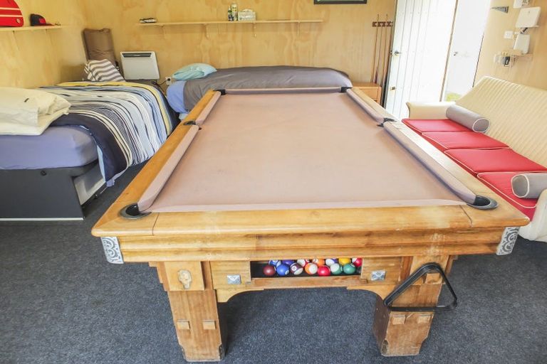 Photo of property in 31 Shortt Street, Foxton Beach, Foxton, 4815