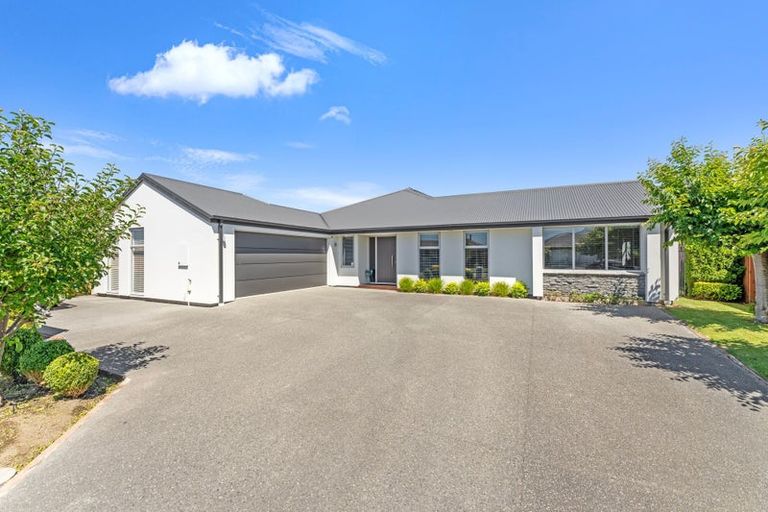 Photo of property in 11 Foxton Drive, Kaiapoi, 7630
