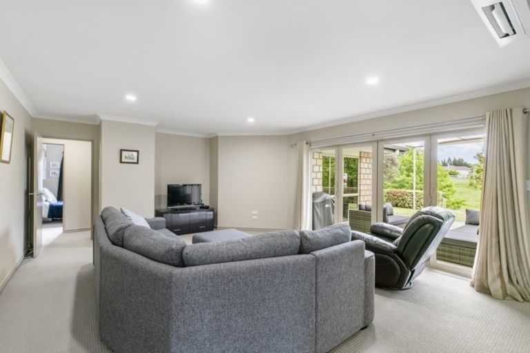 Photo of property in 41 Cotswold Place, Ohauiti, Tauranga, 3112