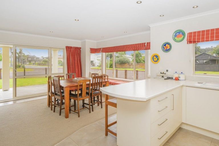 Photo of property in 8 Eyre Street, Whitianga, 3510