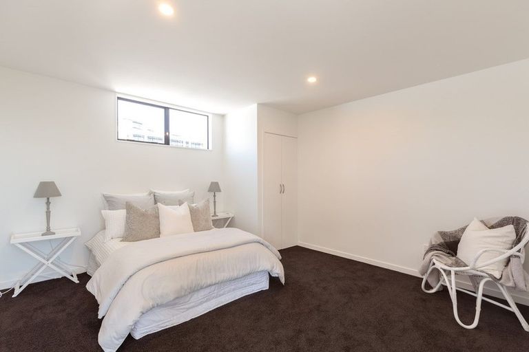 Photo of property in 280 Major Hornbrook Road, Mount Pleasant, Christchurch, 8081