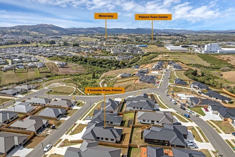 Photo of property in 5 Dolcetto Place, Pokeno, 2402