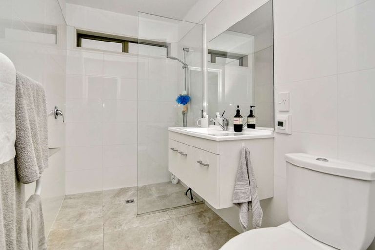 Photo of property in 15 Queen Street, Westport, 7825