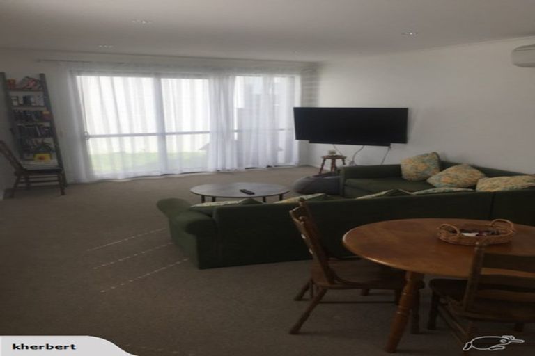 Photo of property in 22 Frank Gill Road, Hobsonville, Auckland, 0616