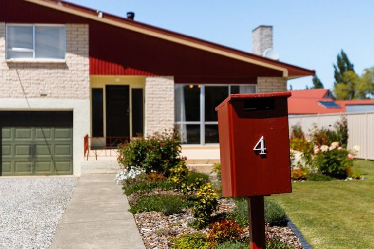 Photo of property in 4 Caulfeild Street, Ranfurly, 9332