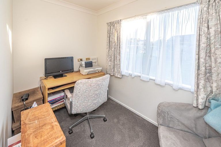 Photo of property in 6 Holdsworth Drive, Otamatea, Whanganui, 4500