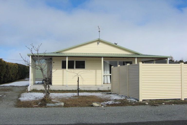 Photo of property in 21 Glencairn Road, Twizel, 7901