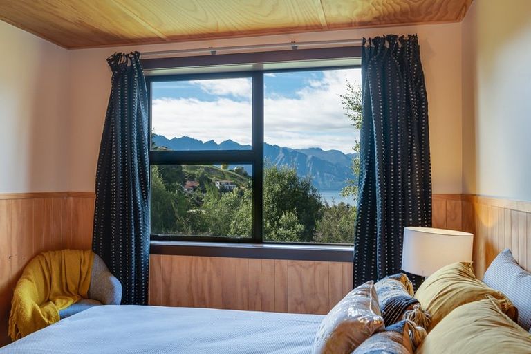 Photo of property in 48b Dart Place, Fernhill, Queenstown, 9300