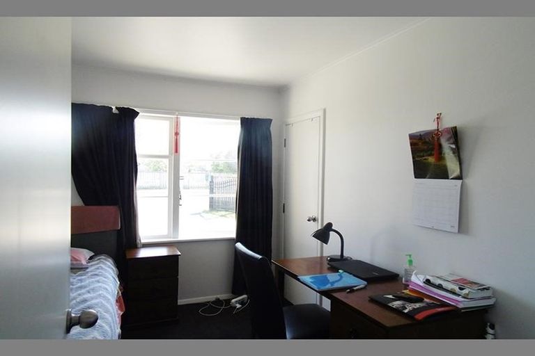 Photo of property in 11 Mcdougall Street, Manurewa East, Auckland, 2102