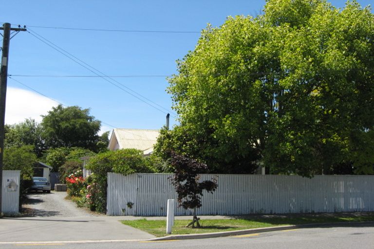 Photo of property in 50 Cleveland Street, Edgeware, Christchurch, 8013