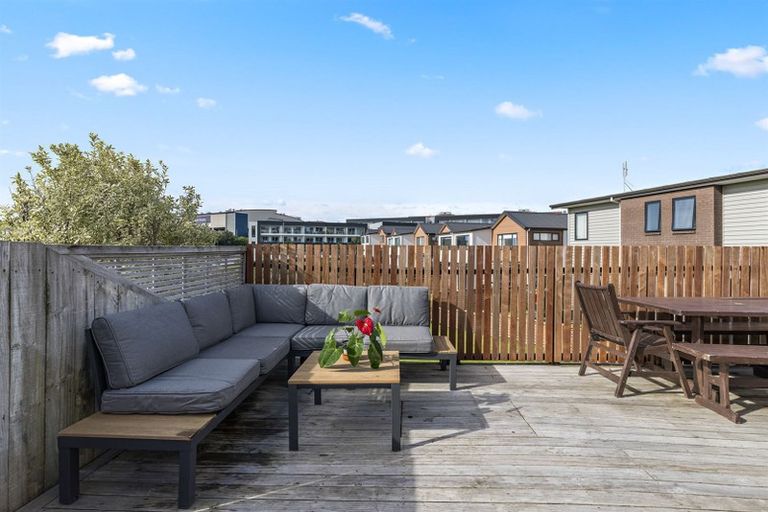 Photo of property in 71 Elan Place, Stanmore Bay, Whangaparaoa, 0932